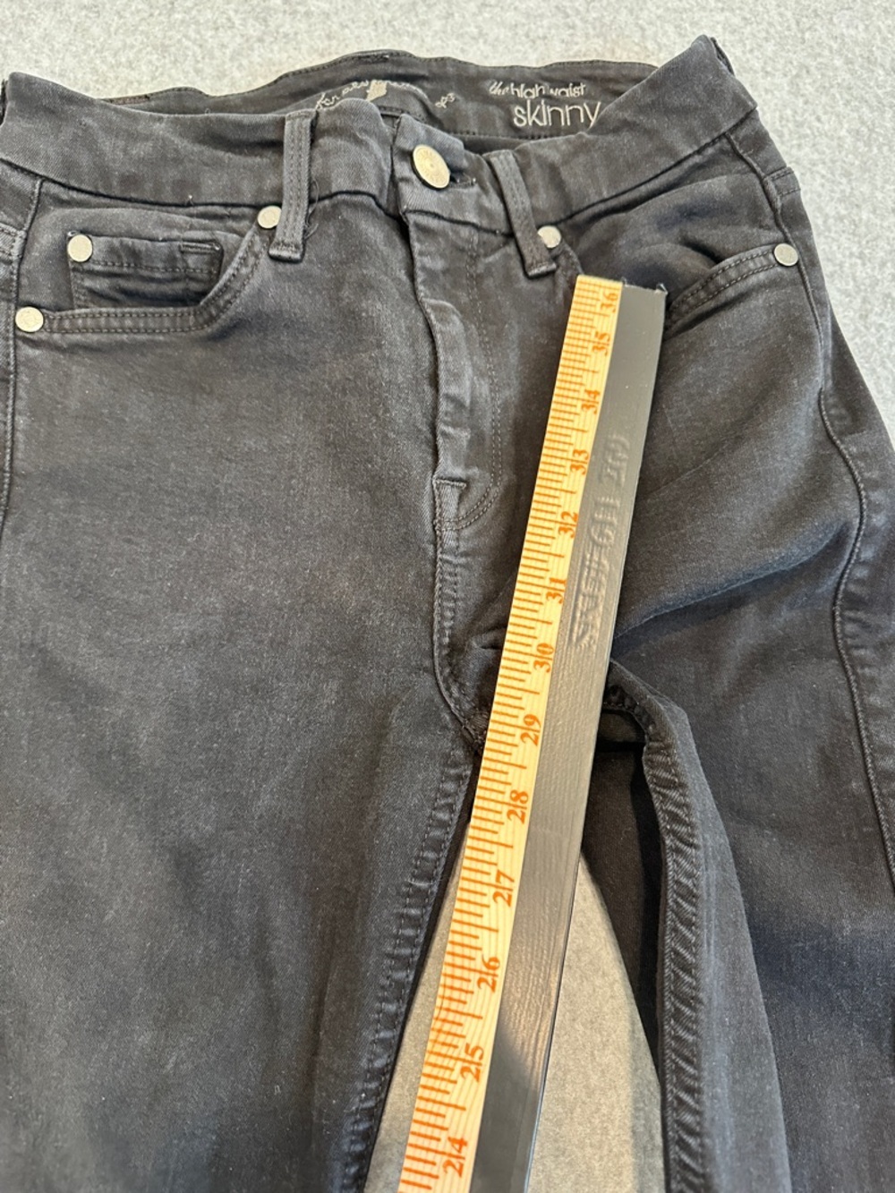 7 For All Mankind The High Waist Black Skinny Jeans - Picture 5 of 10